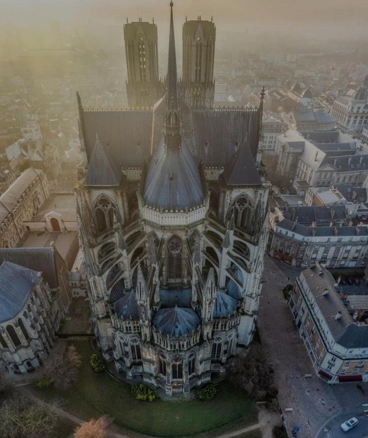 La Place Des Sacres, Proche Gare Et Centre Reims Eksteriør bilde